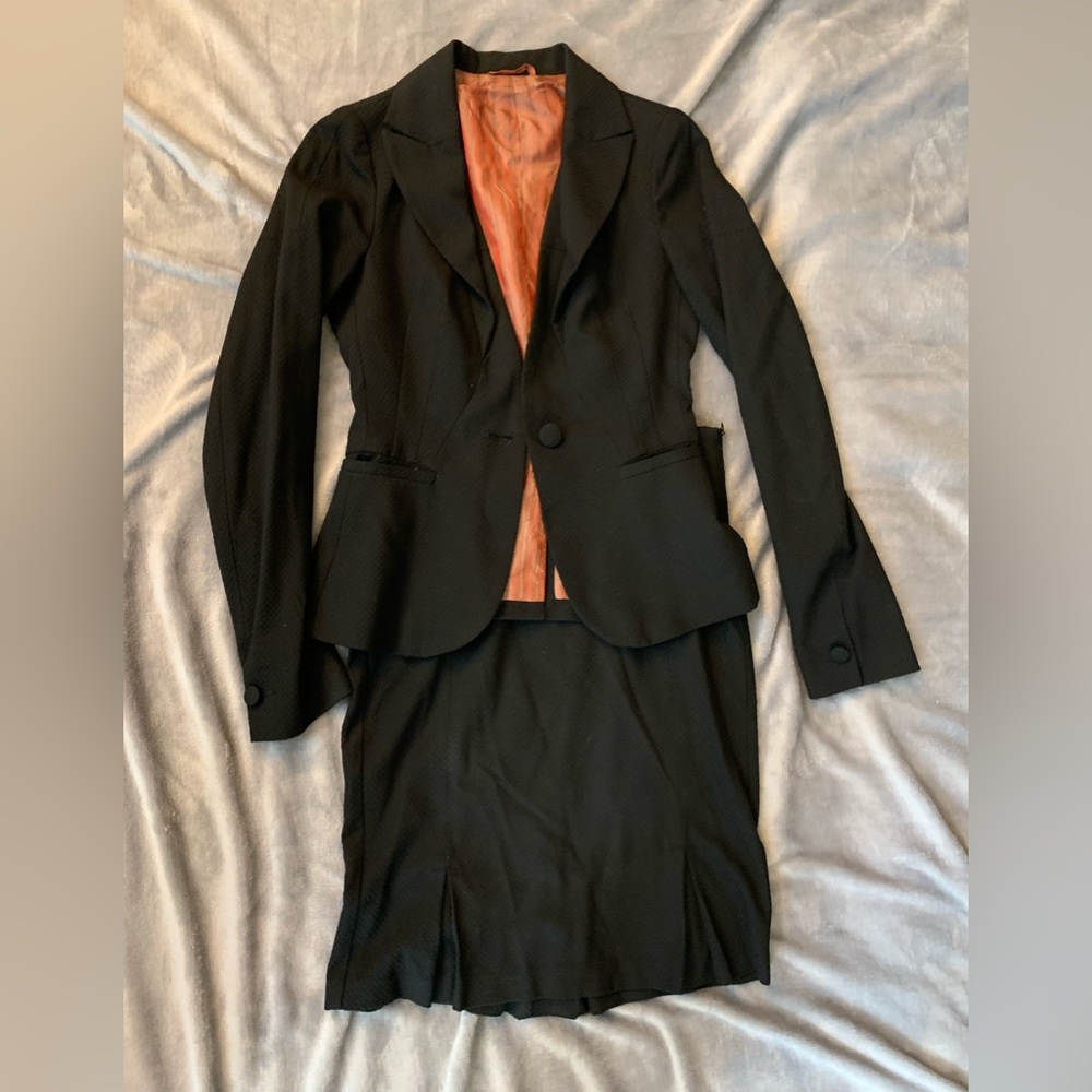 Gorgeous Black Skirt Suit SISLEY SZ 40 US SZ 4 🔥🔥🔥🔥